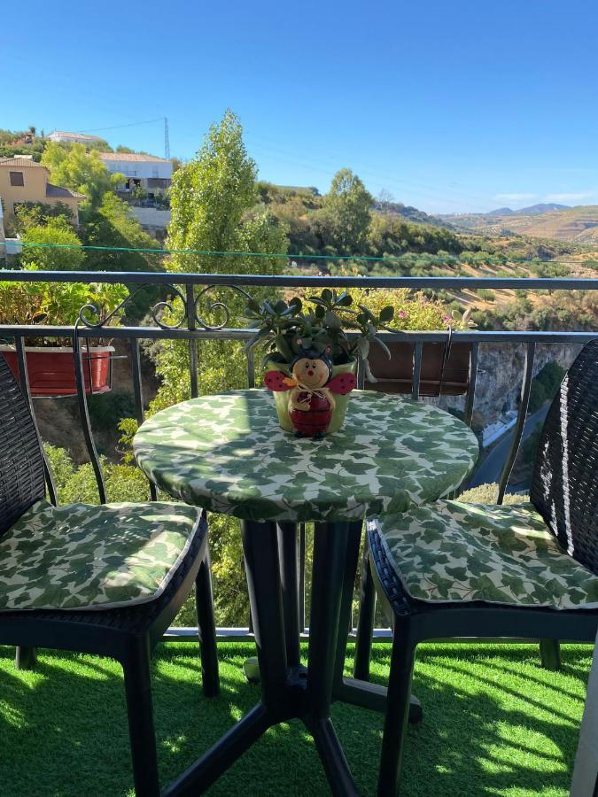 Casa Primavera Leilighet Setenil De Las Bodegas Eksteriør bilde